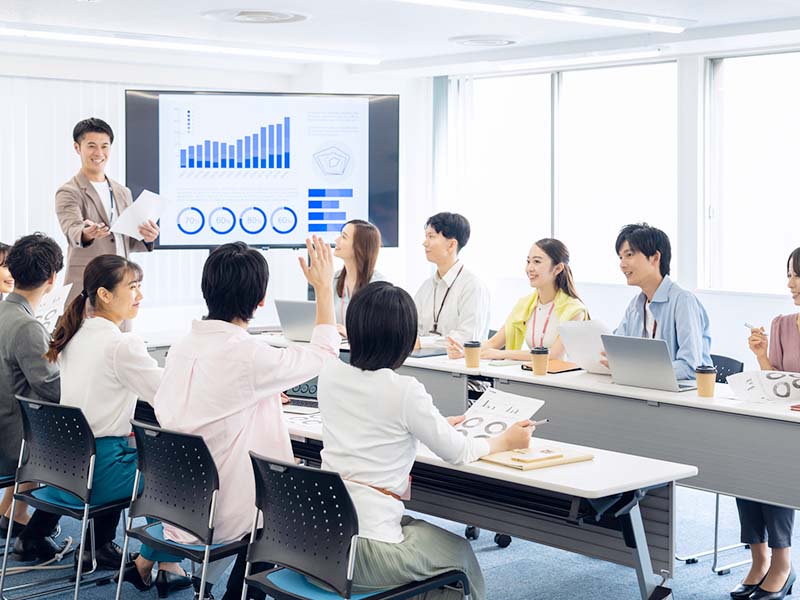 ハイブリッド会議イメージ